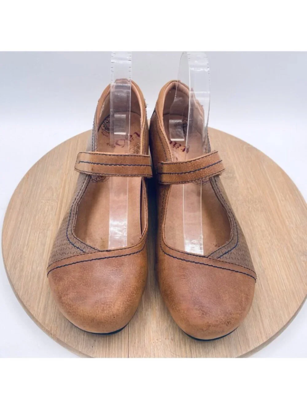 Taos Shoes Womens 9 40 Brown Leather Comfort Mary Jane Mambo Heels